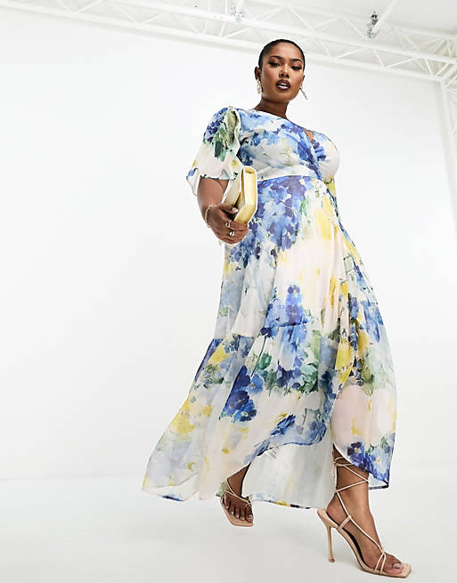 Femme Robes de bal de promo | Hope & Ivy Plus - Robe portefeuille longue à fleurs et volants - Bleu - ONY6700